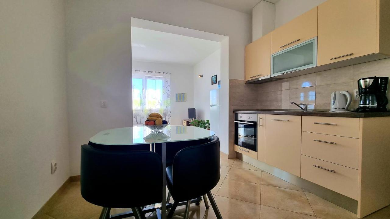Apartments Bava トロギール エクステリア 写真